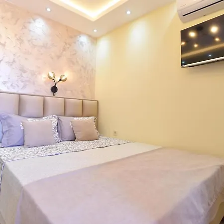 Vila Apartments Lidija Petrovac Exterior photo
